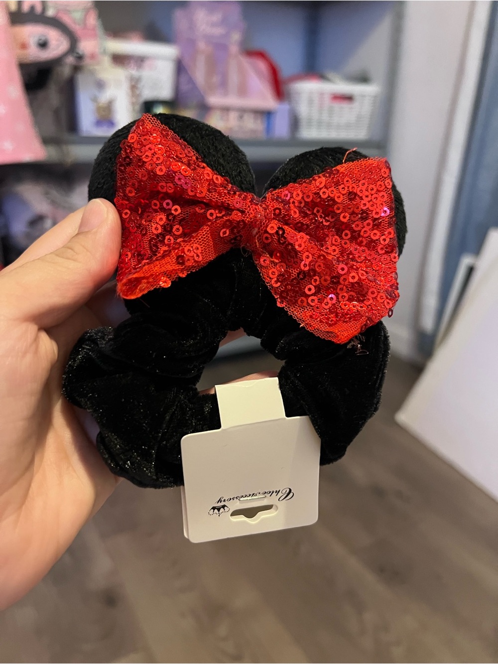 Bundle of 12 Minnie Scrunchies - Picture 2 of 5